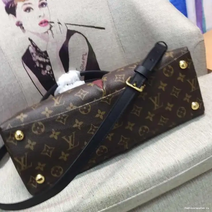 Fashionrepsfam ru Bags 19B570433 LV 0726